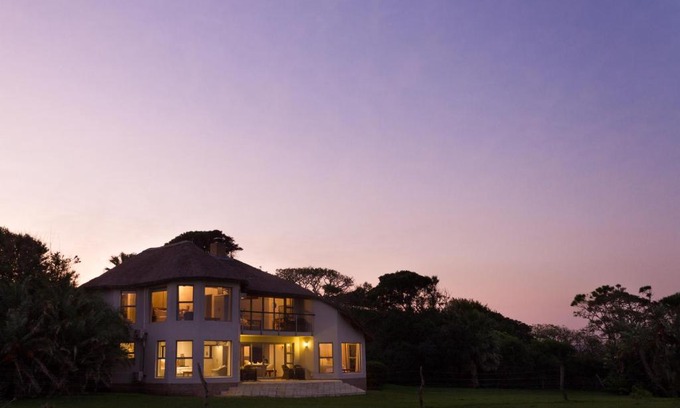 Seafield Cabin | Discover Fort D'Acre: Oceanfront Bliss with Top Amenities