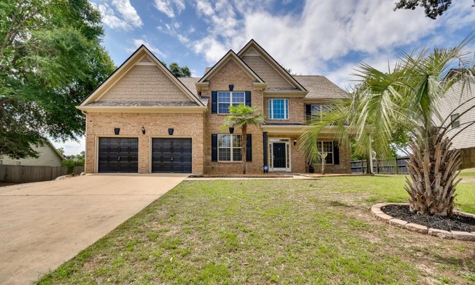 Fort Mitchell House | Fort Mitchell Vacation Rental with Home Office for Families