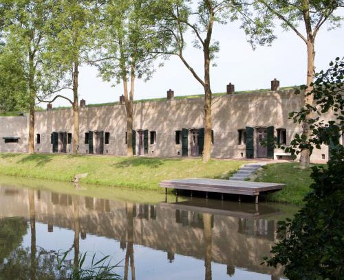Zuidoostbeemster Hotel | Relaxing Retreat at Fort Resort Beemster: Top-Rated Getaway