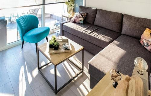 Municipality of Hellevoetsluis Boat Rental | Family-Friendly Fortaleza: Perfect for Pets and Kids
