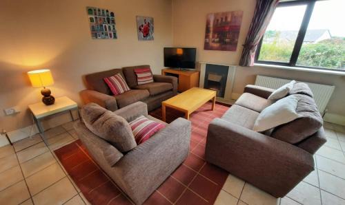 Murrintown Apartment | Guest Rated: 9.8 at Forth Mountain Air B&B Granny Flat