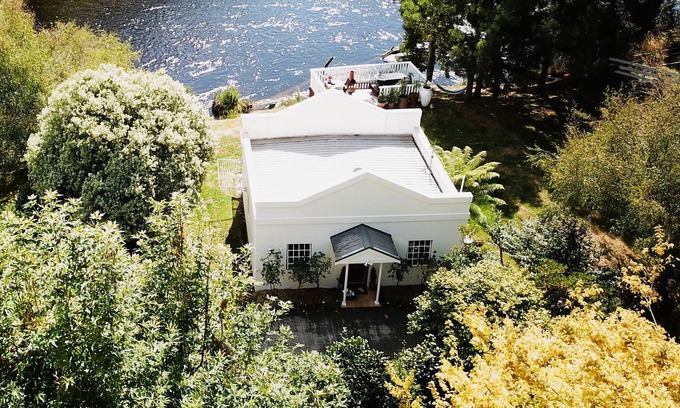 Forth Cottage | Forth River Cottage - Guest Rated 10/10 with Ocean Views