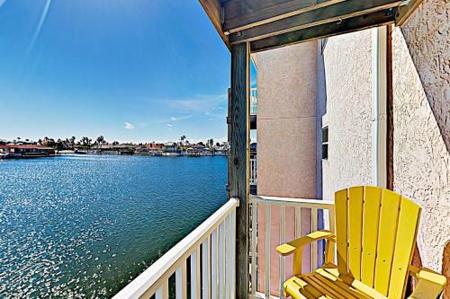 Corpus Christi Apartment | Family-Friendly Fortuna Sea Brisas Condominiums #4