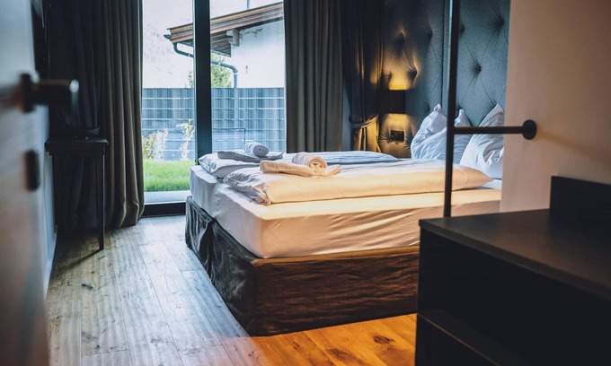 Zell am See Apartment | Fortuna View - Superior Apartment with Spa & Breakfast