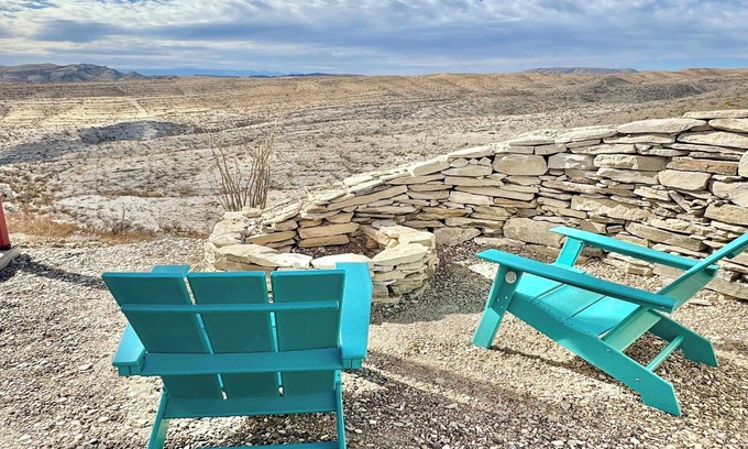 Terlingua Apartment | Fossil Knob Ridge -Sierra Vista: Ultra Modern