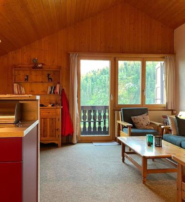 Champoussin Apartment | Experience Fougère 11: Family-Friendly with Onsite Dining