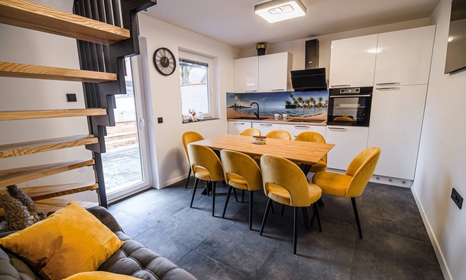 Brezice House | Four Bedroom Holiday Home Villa Rio in Terme Čatež
