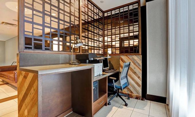 Northeast Mississauga Hotel | Discover Four Points by Sheraton in Mississauga
