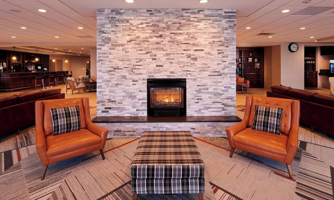 Eastlake Hotel | Discover Four Points by Sheraton Cleveland-Eastlake Today