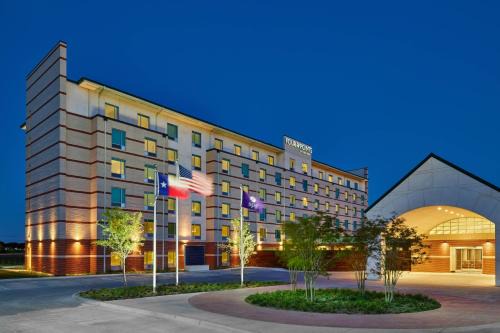 Coppell Hotel | Discover Four Points by Sheraton DFW: Pet-Friendly Comfort