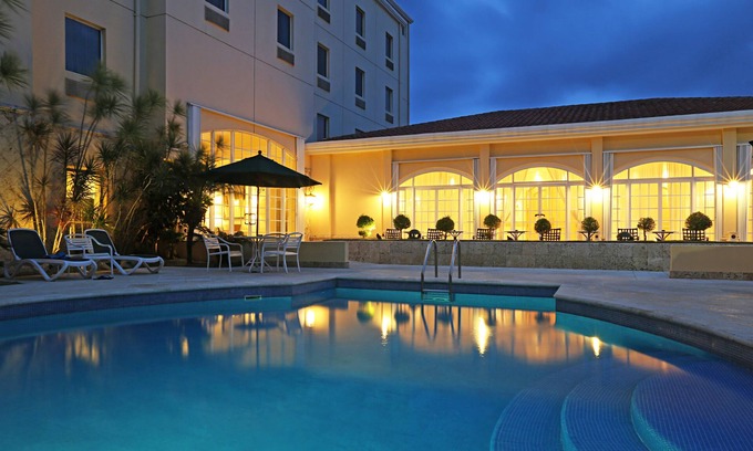 La Caleta Hotel | Relax at Quality Hotel Real Aeropuerto Santo Domingo
