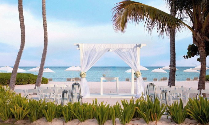 Punta Cana Hotel | Discover Four Points by Sheraton Puntacana Village Retreat