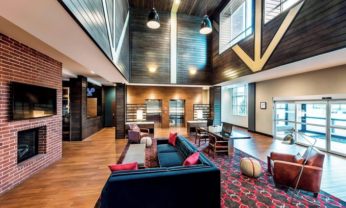 Barker Hotel | Inviting Four Points by Sheraton Houston Energy Corridor
