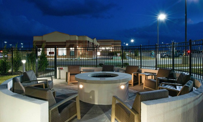 Olathe Hotel | Top-Rated Four Points by Sheraton Kansas City Olathe Stay