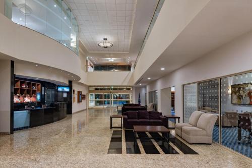 Guadalupe Hotel | Discover Four Points by Sheraton Monterrey Linda Vista