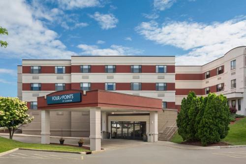 Milwaukee Hotel | Convenient Stay at Four Points by Sheraton Milwaukee Airport