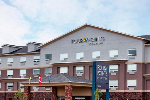 Regina Hotel | Inviting Four Points by Sheraton Regina with Pool & Dining
