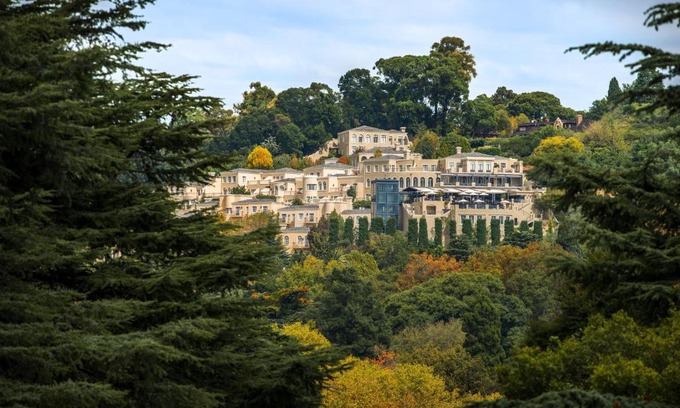 Greater Johannesburg Metropolitan Area Hotel | Indulge at Four Seasons Hotel The Westcliff - 5-Star Bliss