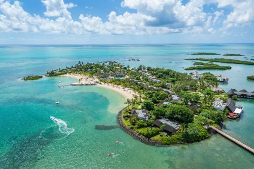 Grand River South East Resort | Indulge at Four Seasons Resort Mauritius with Oceanfront Bliss