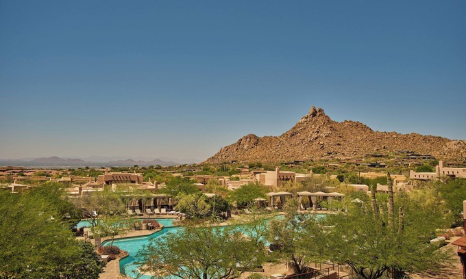 Troon North Resort | Indulge at Four Seasons Resort Scottsdale: Spa & Pool Retreat