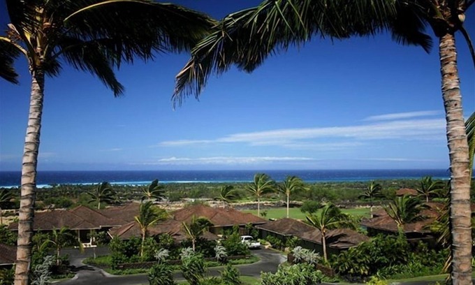 Kaupulehu Condo | Oceanfront Four Seasons Resort Hualalai with Pool & Breakfast