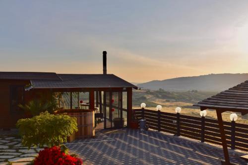 Masade Ski Chalet | Unforgettable Stay at Four Seasons View - Rated 10/10