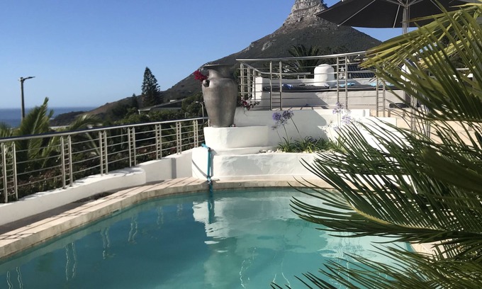 Camps Bay Apartment | Experience Four Uitsig Camps Bay: Ocean View Retreat