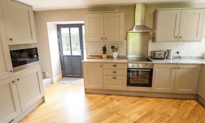 Mappleton Cottage | Fox's Den