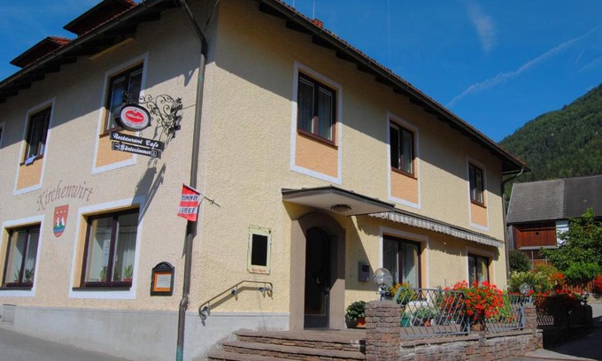 Obervellach House | Family-Friendly Stay at Frühstückspension Kirchenwirt