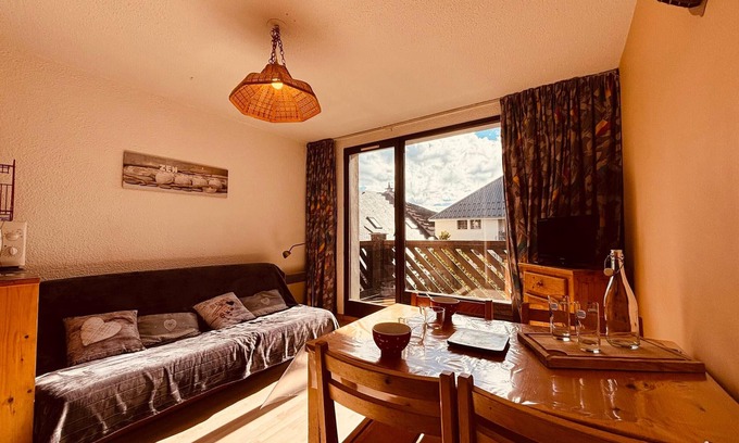 Autrans-Meaudre-en-Vercors Apartment | Cozy Apartment in Autrans for 4 with Kitchen & Spa Access