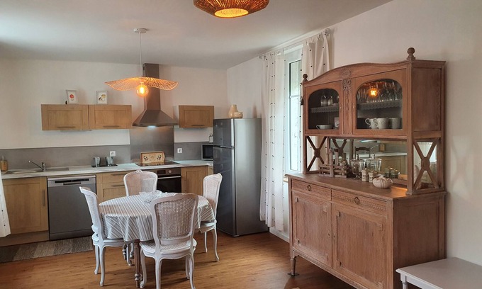 Flavigny-le-Grand-et-Beaurain House | Experience Douce Campagne: Child-Friendly Retreat Awaits