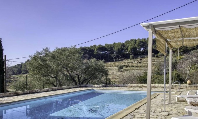 Le Beausset House | Experience Le Mas de la Poterie: Oceanfront Bliss Awaits