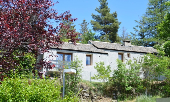 Pont-de-Montvert-Sud-Mont-Lozere House | Scenic Gite Mont Lozère Near Cévennes National Park
