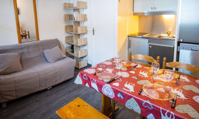 Val-Thorens Apartment | Cozy Studio Val Thorens for Two with Kitchen Amenities