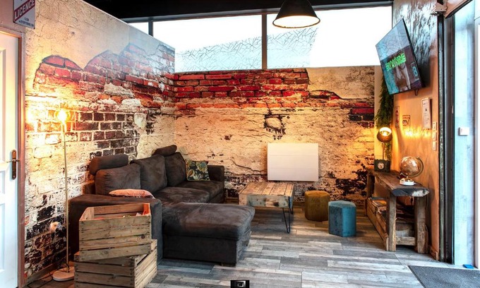 Saint-Quentin-Lamotte-Croix-au-Bailly House | Unique Oceanfront Loft: Guest Rated 9.1/10 for Families