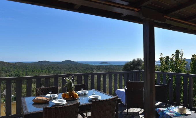 Sainte-Lucie-de-Porto-Vecchio Villa | Relaxing Villa with Pool and Ocean Views for 4-6 Guests
