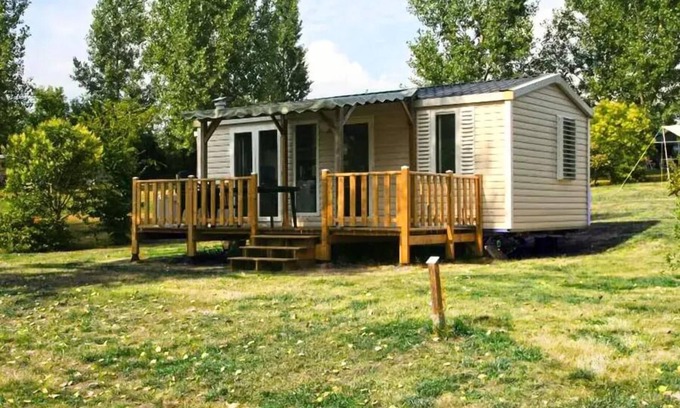 Saint-Martin-Lars-en-Sainte-Hermine House | Mobil Home Confort Nalliers - 2 bedrooms 4 people