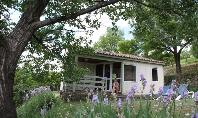Asperjoc Ski Chalet | Pet-Friendly Retreat at Domaine du Vernadel Chalet Réve