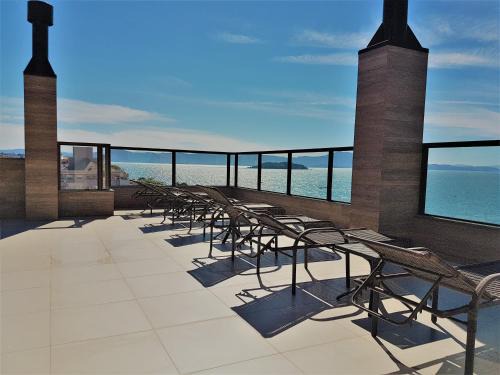 Canasvieiras Apartment | Exceptional Family-Friendly Stay at Fragata Apart Hotel
