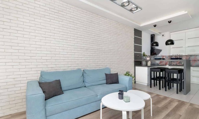 Grzegorzki Apartment | Francesco Nullo 42/26: Pet Friendly with Family Amenities