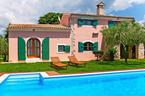 Smoljanci Villa | Family Retreat at Franciska in Smoljanci - Pool & Fun