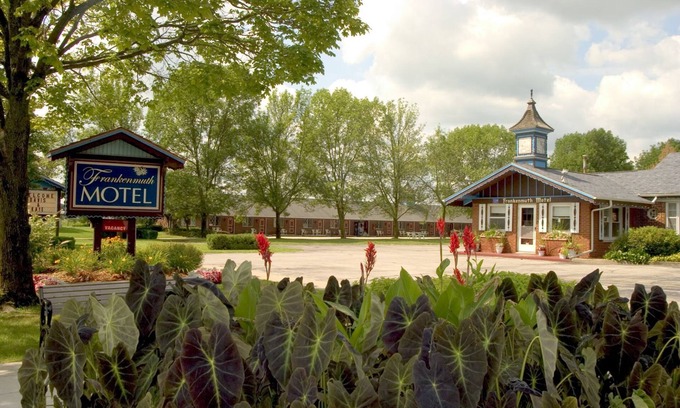 Frankenmuth Hotel | Cozy Retreat at Frankenmuth Motel with Family-Friendly Amenities