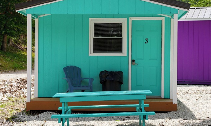 Sunrise Beach Cabin | Top-Rated Family Retreat at Franky and Louie's Cabin 3