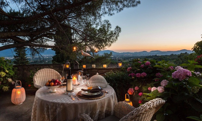 Capannori Villa | FRANTOIO: Romantic Farmhouse Apartment with Scenic Terrace