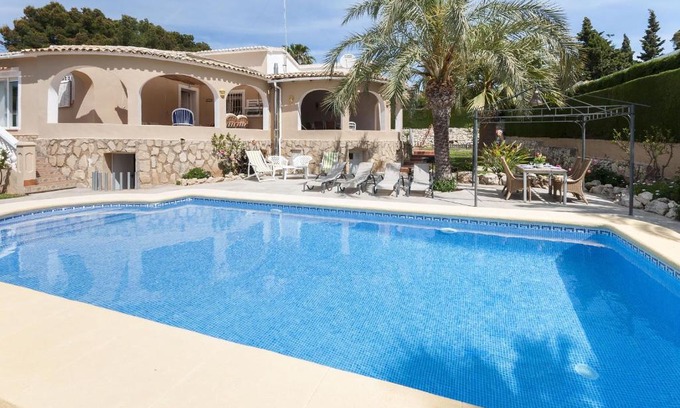 Balcon del Mar House | Family-Friendly Frederic Hotel with Pool Access