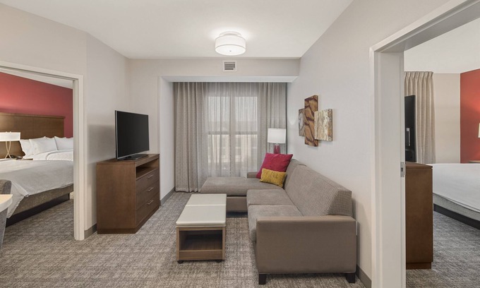 Florence Condo | Relaxing Suite near Florence Center with Breakfast & Pool