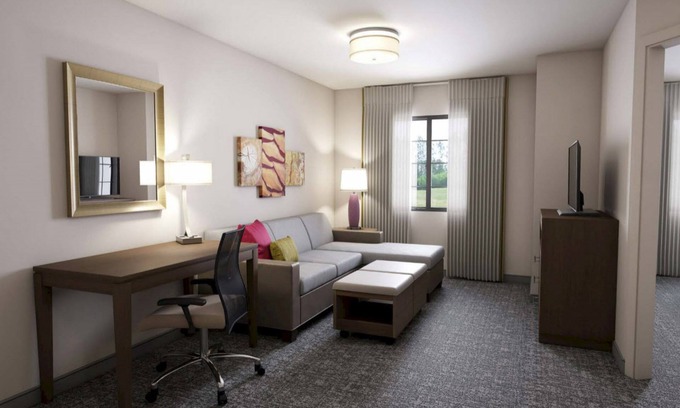 Lafayette Condo | Enjoy Free Breakfast & Pool, Just 5 Miles to Purdue!