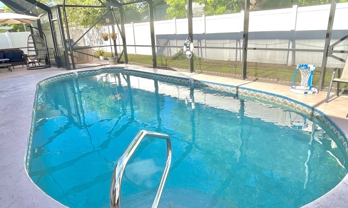 Westgate House | Relaxing Retreat: Heated Pool & Steps to the Beach!
