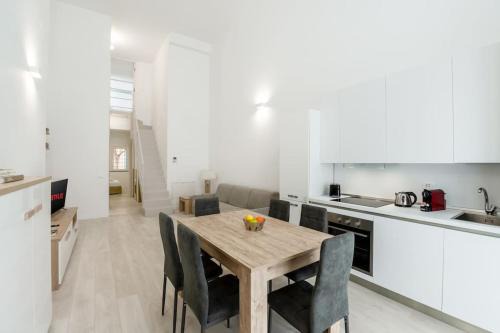 Precotto Apartment | Modern Loft with Free Parking & 1 Min to Duomo Metro