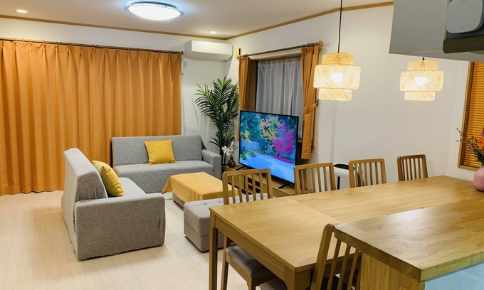 Sumida House | Prime Location with Spa and Free Parking Near Central Park